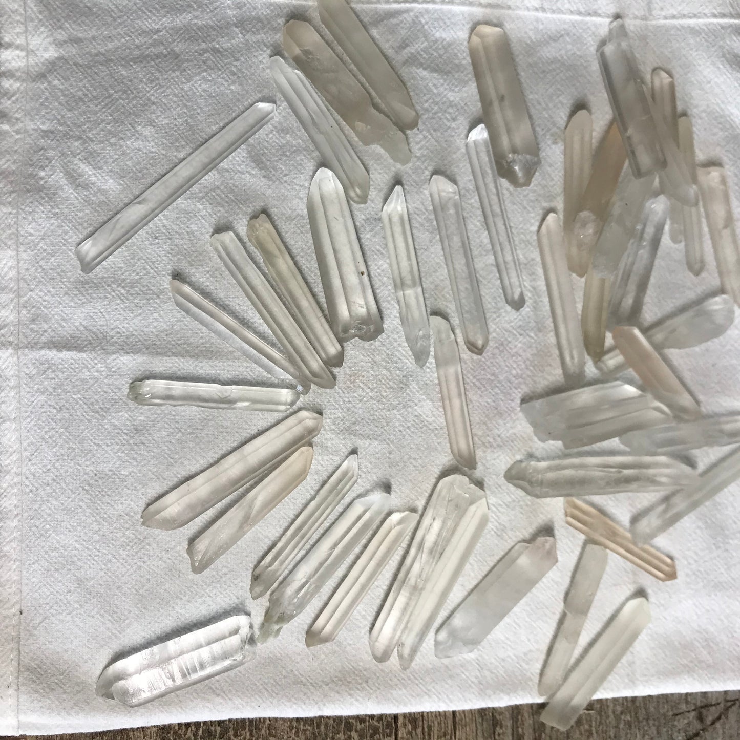 Quartz Crystal, (Approx. 1 1/2 -2 1/2") One Natural Crystal, Quartz Rough, for Crystal Grid Making or Wire Wrapping 1283