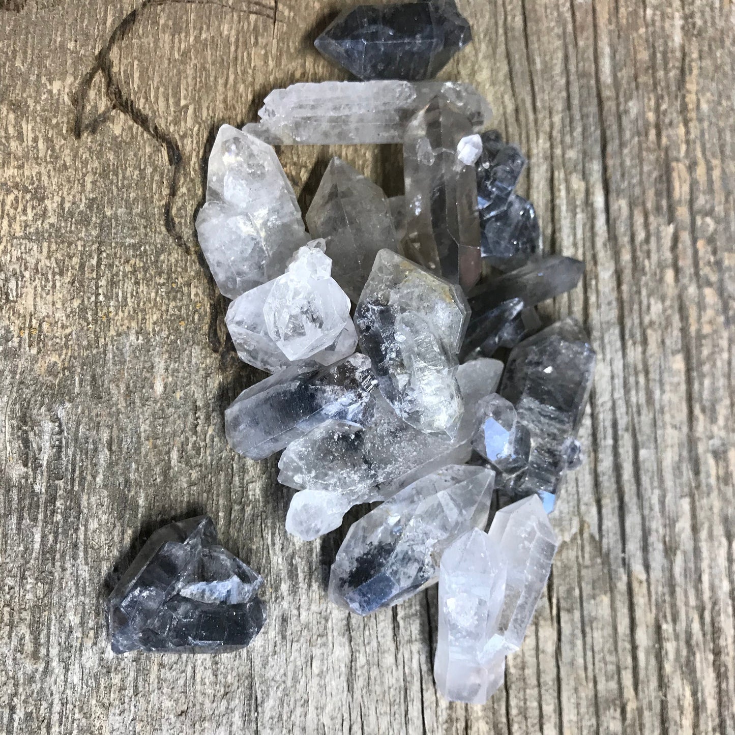 Naturally Terminated Tibetian Quartz Crystal, (Approx 1 1/4") One Crystal, Quartz Rough, for Crystal Grid Making or Wire Wrapping 0191