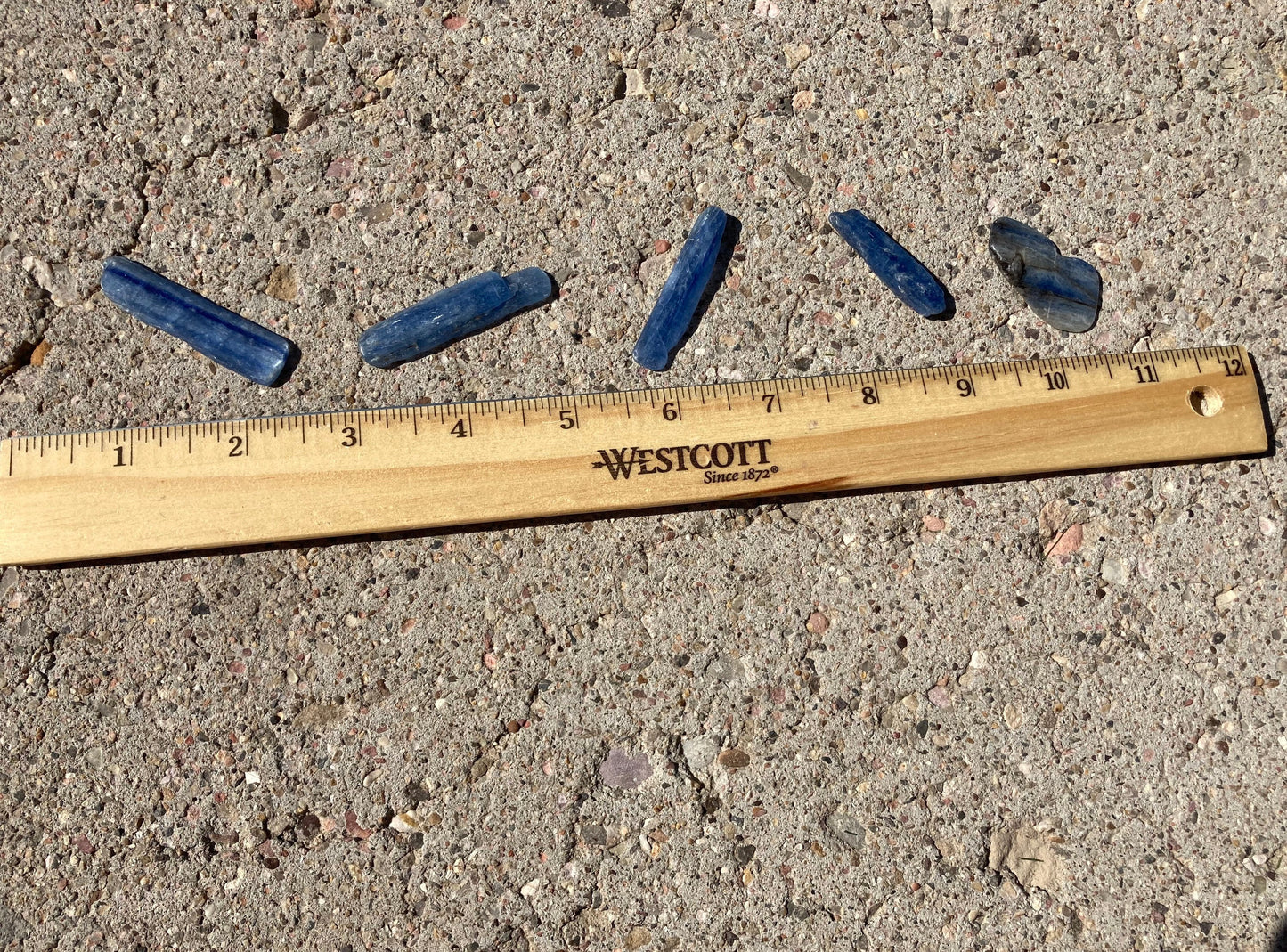 Blue Kyanite Blade One Crystal, Natural, Wire Wrapping, Crystal Grid Making. 1255 (Approx. 2" - 3")