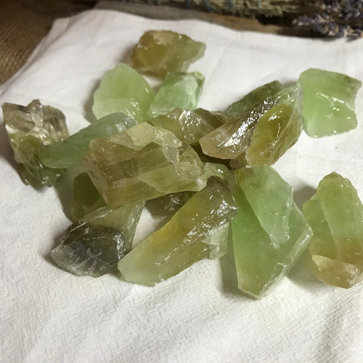 Green Calcite, One stone (Approx 1 3/4 "x 3/4" ), Rough Green Healing Crystal, Energy Cleanser, Heart Chakra 1273