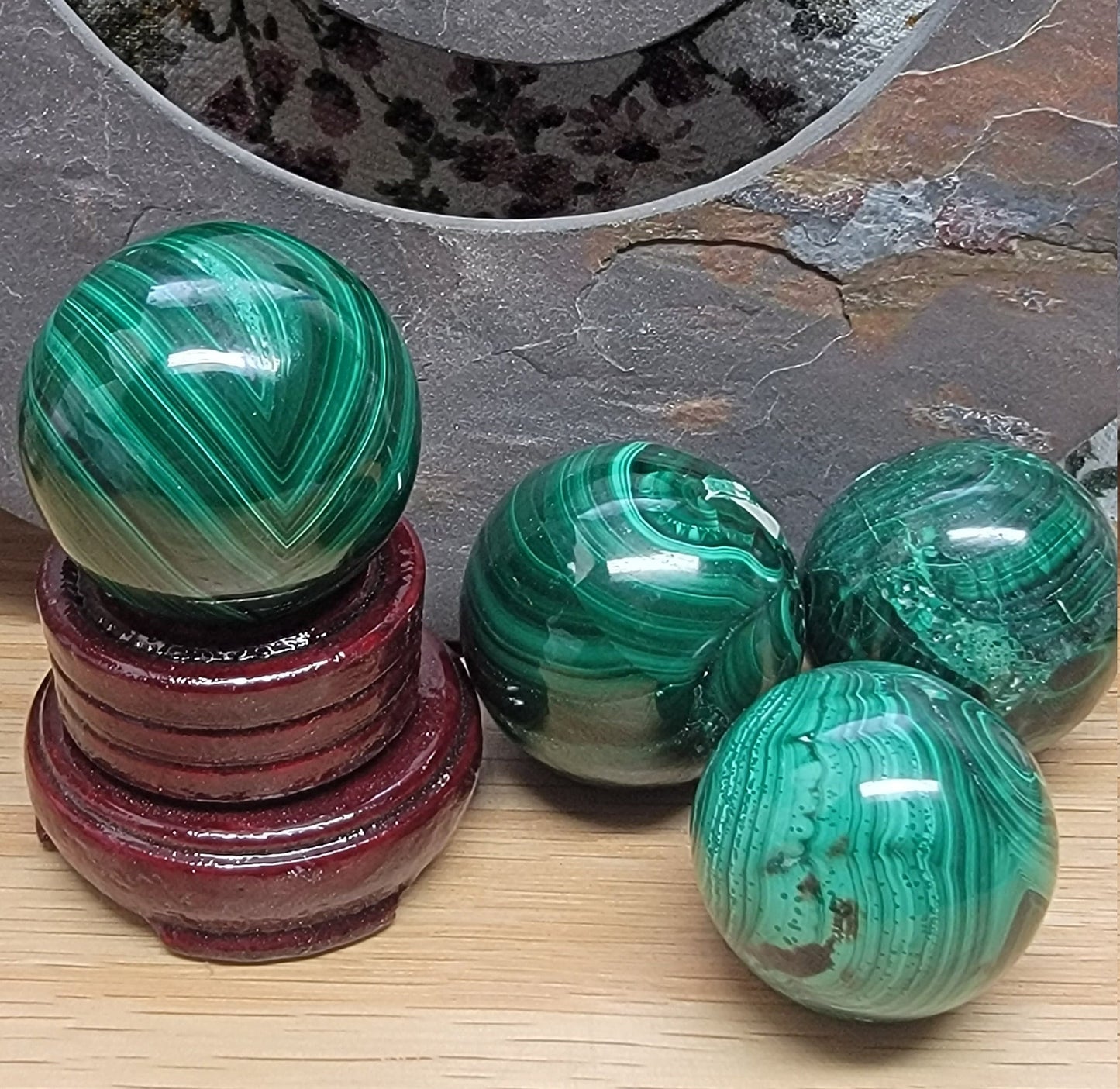 Malachite Sphere 0348 Natural. Authentic. (Approx. 38 mm - 43 mm)