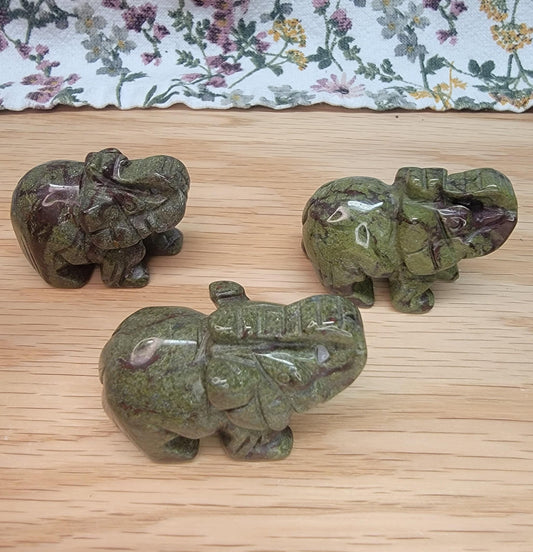 Dragon's Blood Jasper Carved Elephant (Approx. 2") 0142