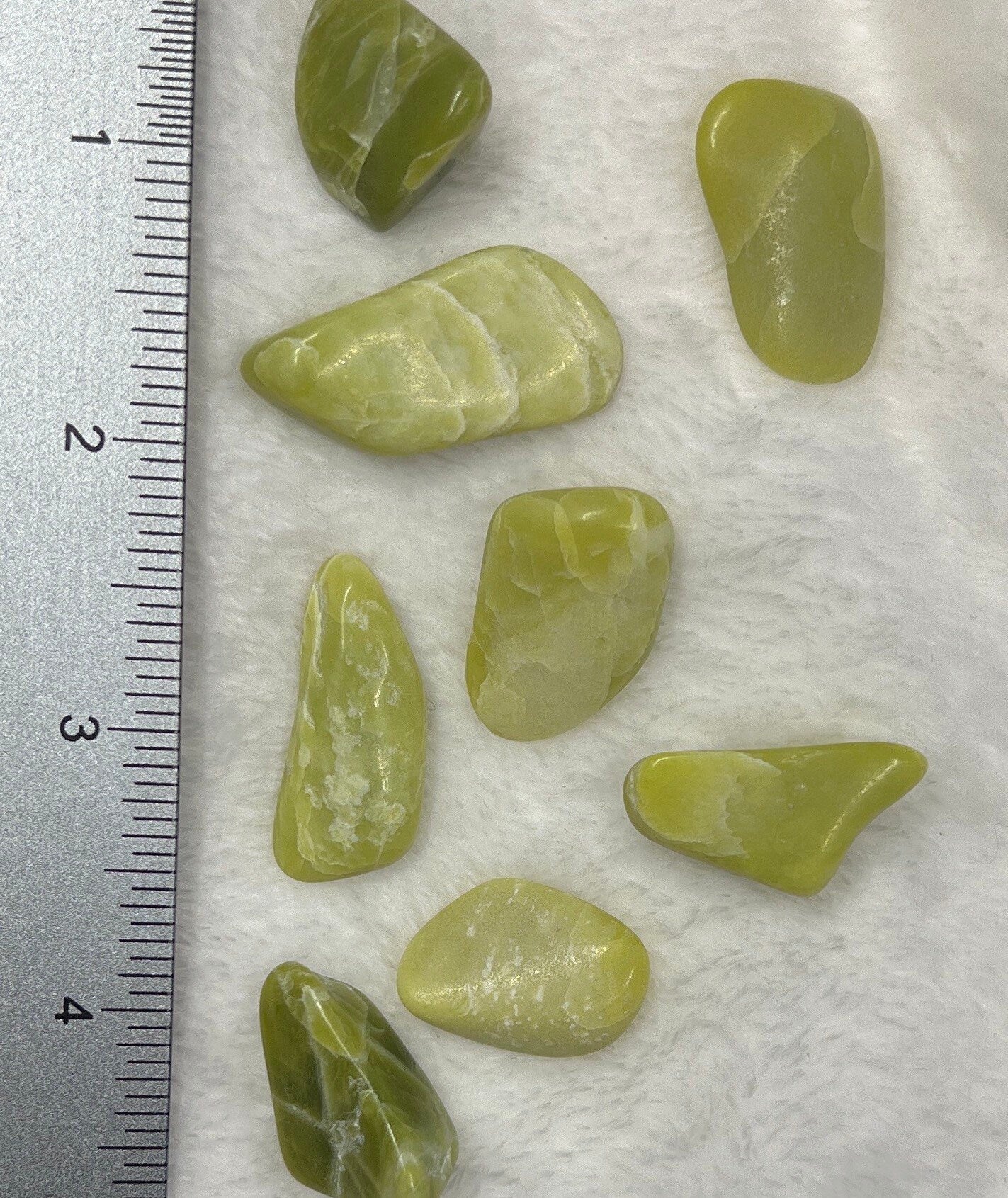 Healerite Tumbled Stone BIN-1467 (Approx. 3/4”- 1 1/4”)