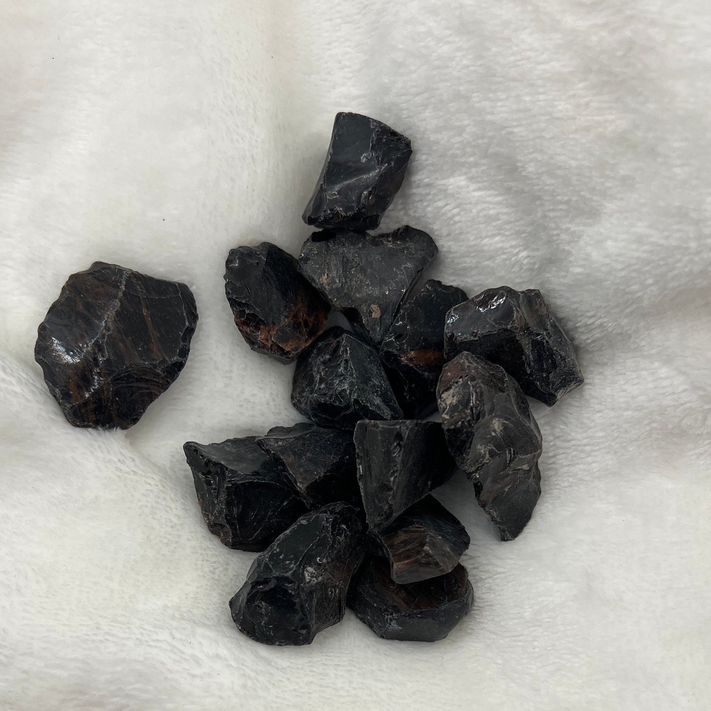 Mahogany Obsidian Raw Tumbled Stone, Found In Utah 0483 (Approx. 3/4”- 1 1/2”)