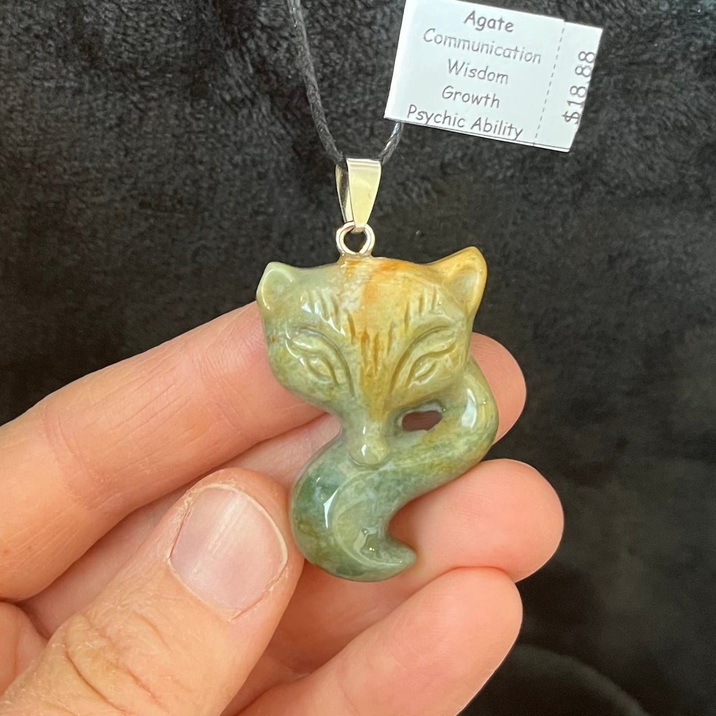 Agate Carved Fox Necklace WN-0085