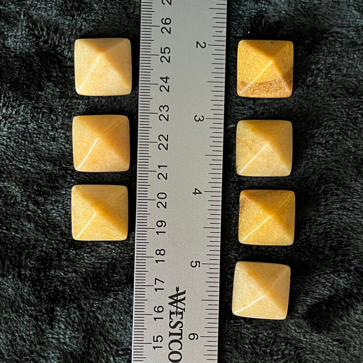 Yellow Aventurine Pyramid (Approx 1”) 0377