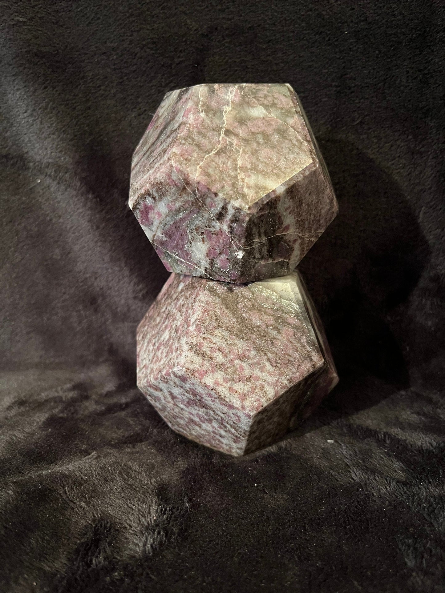 Ruby in Quartz Dodecahedron, Very Large (Approx. 85mm) F-0080