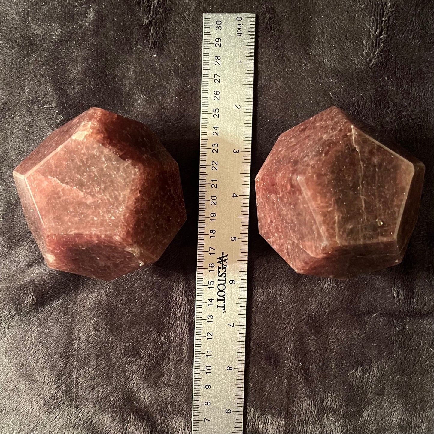 Strawberry Quartz Dodecahedron (Approx. 85mm) F0085