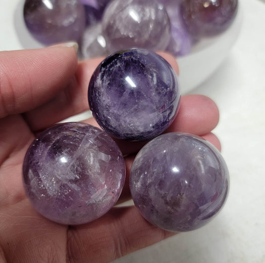Amethyst Sphere (Approx. 28-34 mm) 1445